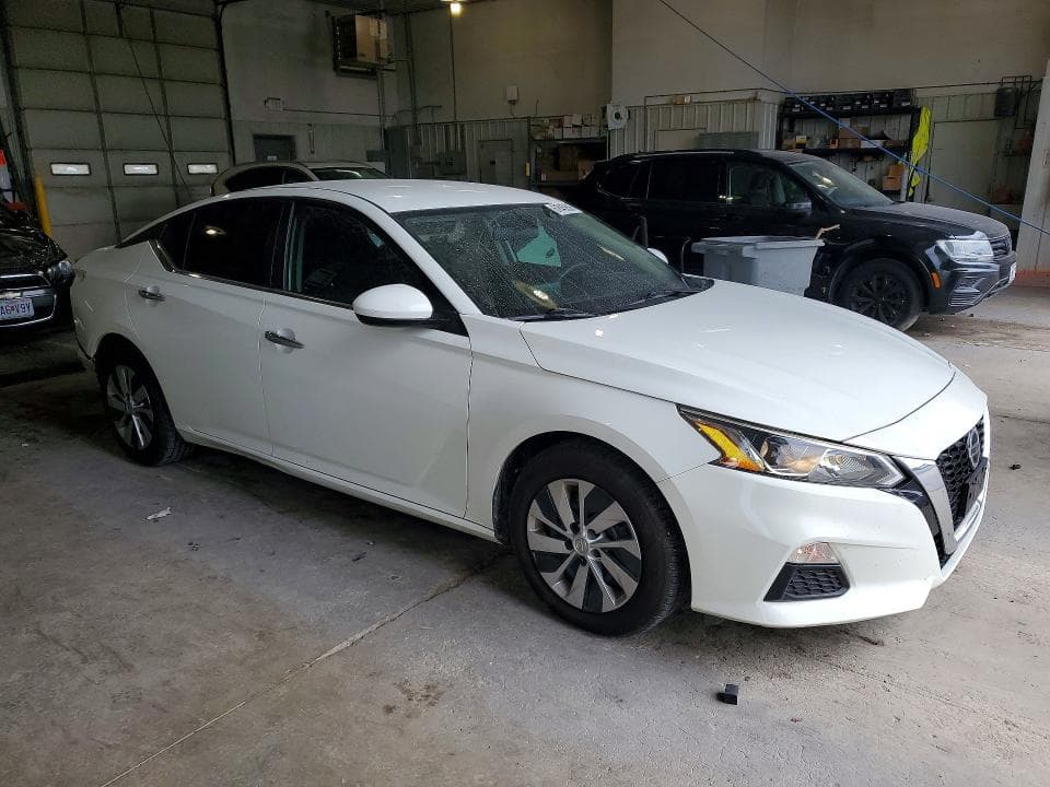2019 NISSAN ALTIMA S 4