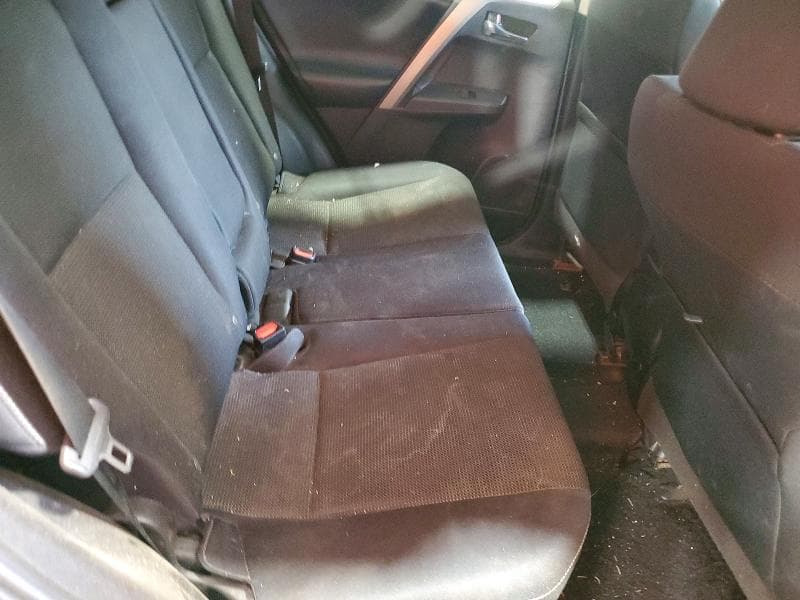 2018 TOYOTA RAV4 XLE 10