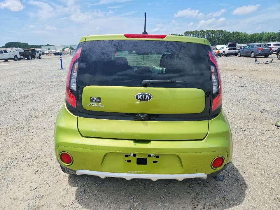 2017 KIA SOUL + 6