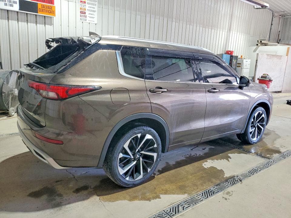 2022 MITSUBISHI OUTLANDER SEL 3