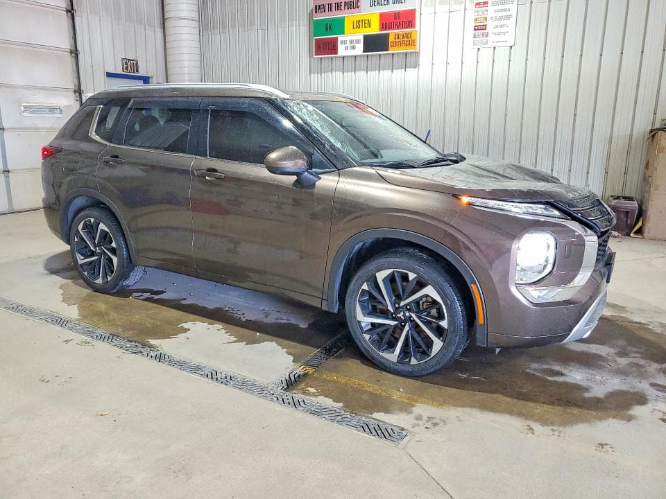 2022 MITSUBISHI OUTLANDER SEL 4