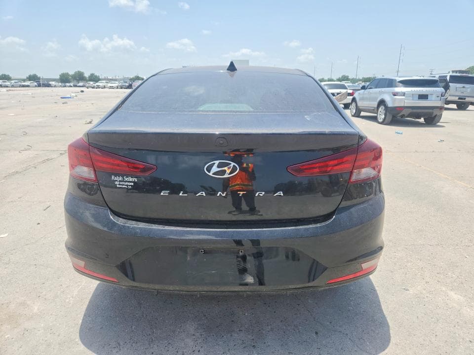 2020 HYUNDAI ELANTRA VALUE EDITION 6