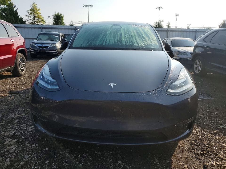 2022 TESLA MODEL Y 5
