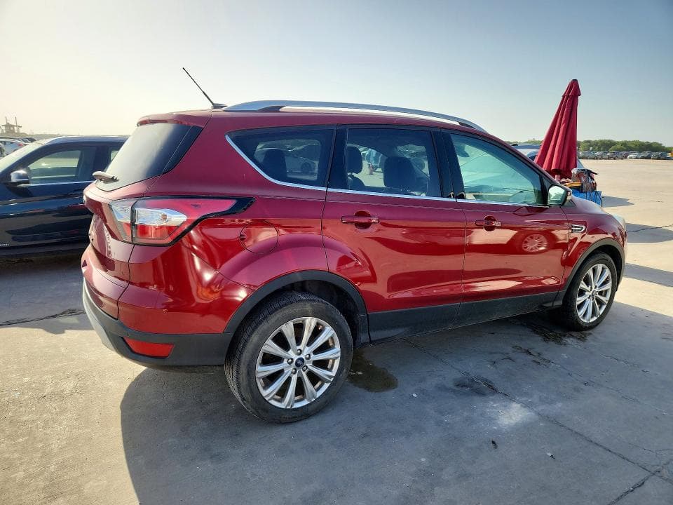 2017 FORD ESCAPE TITANIUM 3