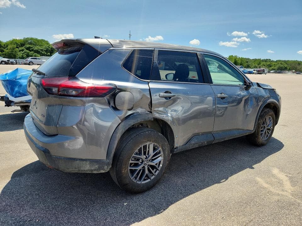 2026 NISSAN ROGUE SV 3