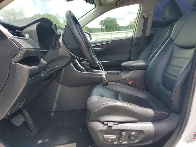 2019 TOYOTA RAV4 XLE PREMIUM 7