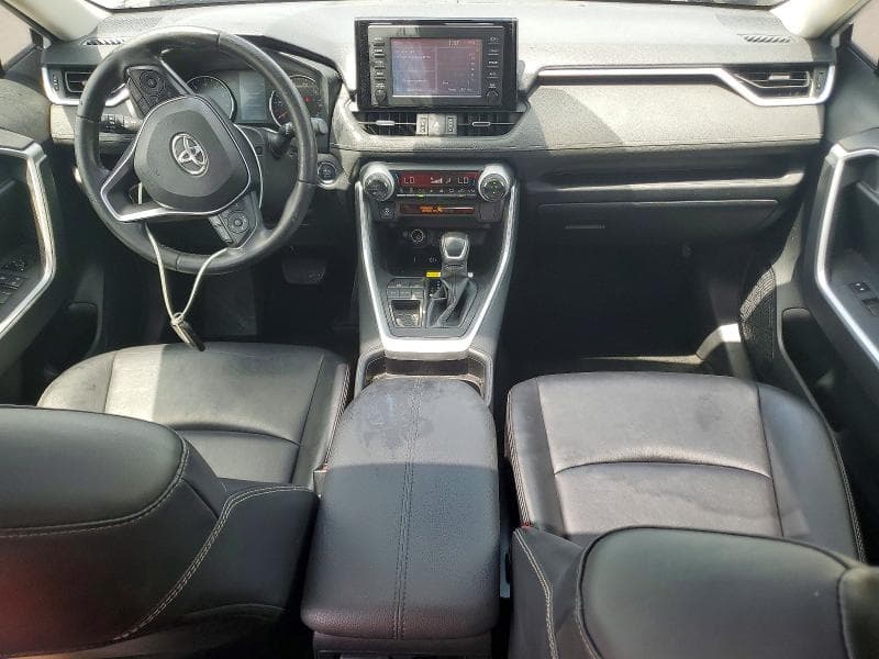 2019 TOYOTA RAV4 XLE PREMIUM 8