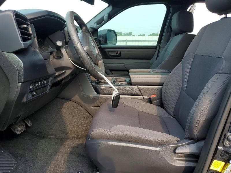 2026 TOYOTA TUNDRA SR 7