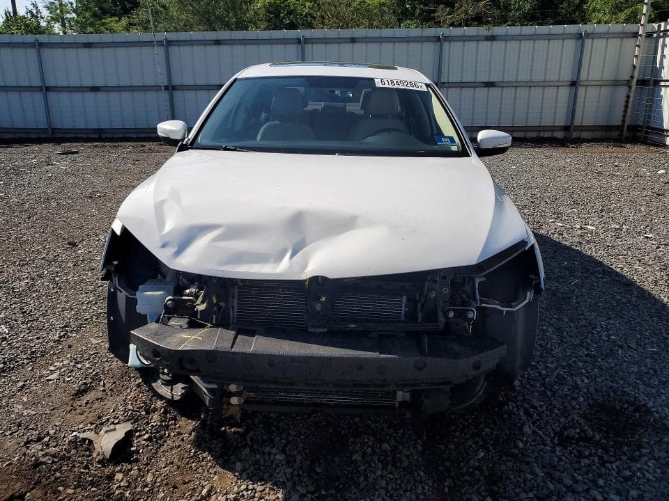 2017 VOLKSWAGEN JETTA SE 5