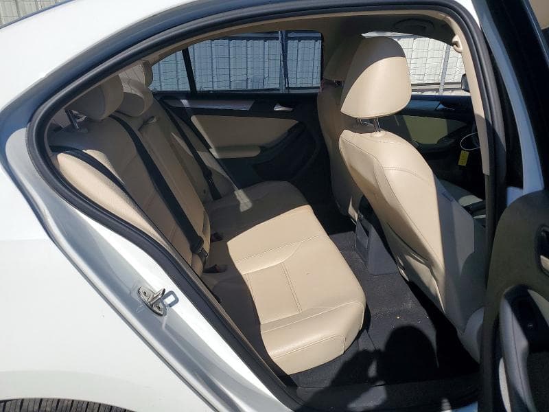 2017 VOLKSWAGEN JETTA SE 10