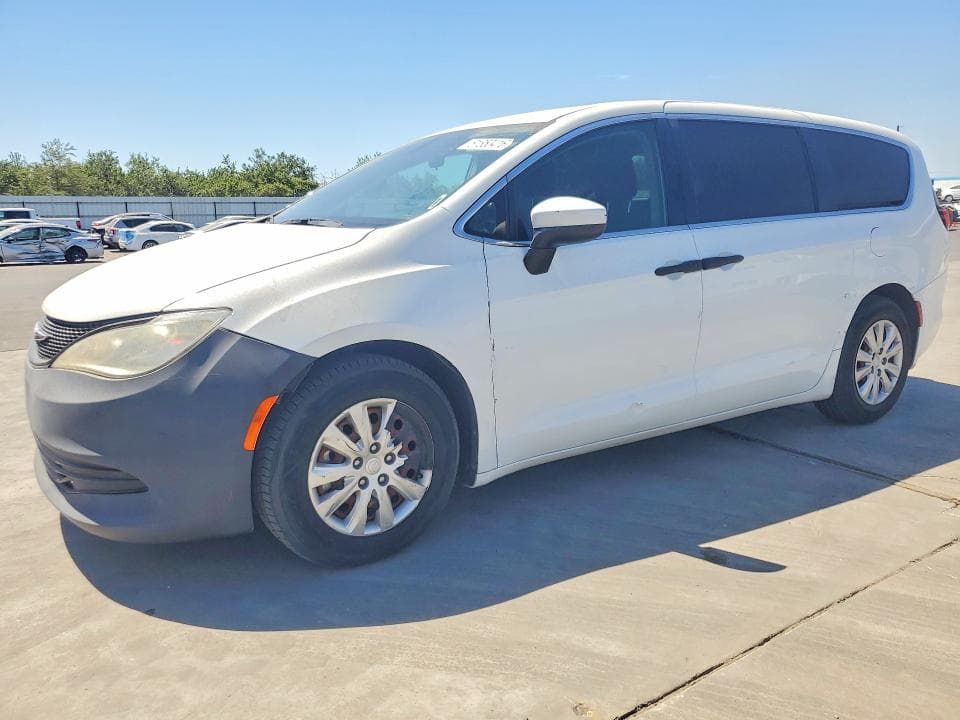 2019 CHRYSLER PACIFICA L