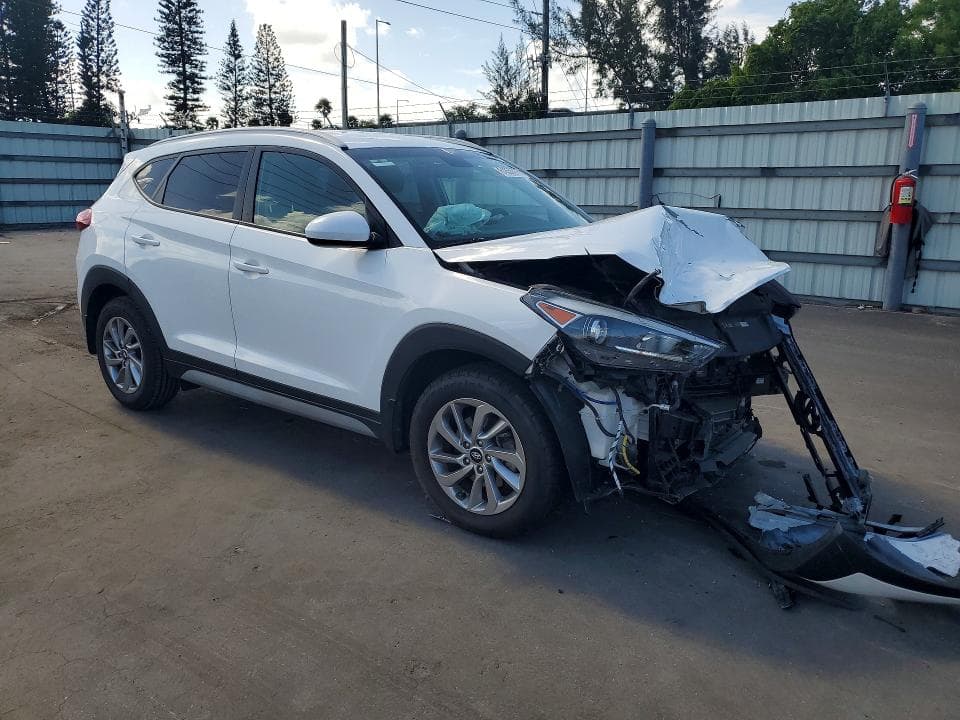 2018 HYUNDAI TUCSON SEL 4
