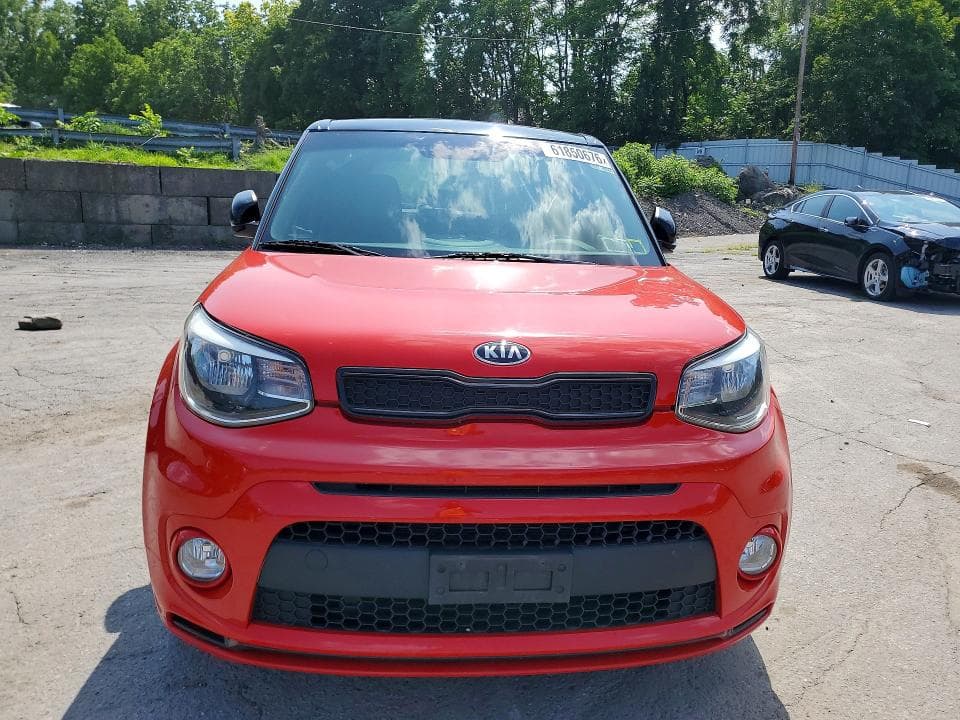 2019 KIA SOUL + 5