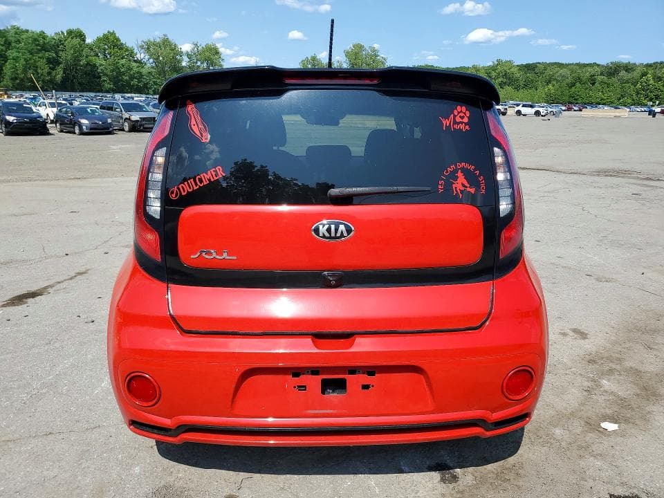 2019 KIA SOUL + 6
