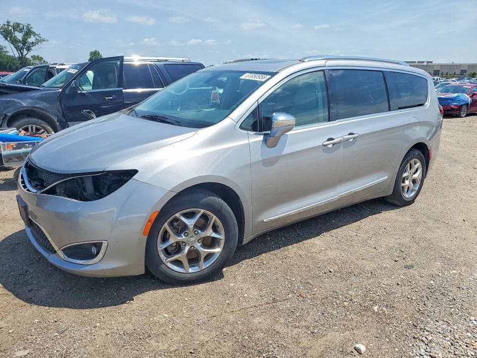 2017 CHRYSLER PACIFICA LIMITED LIMITED - 1