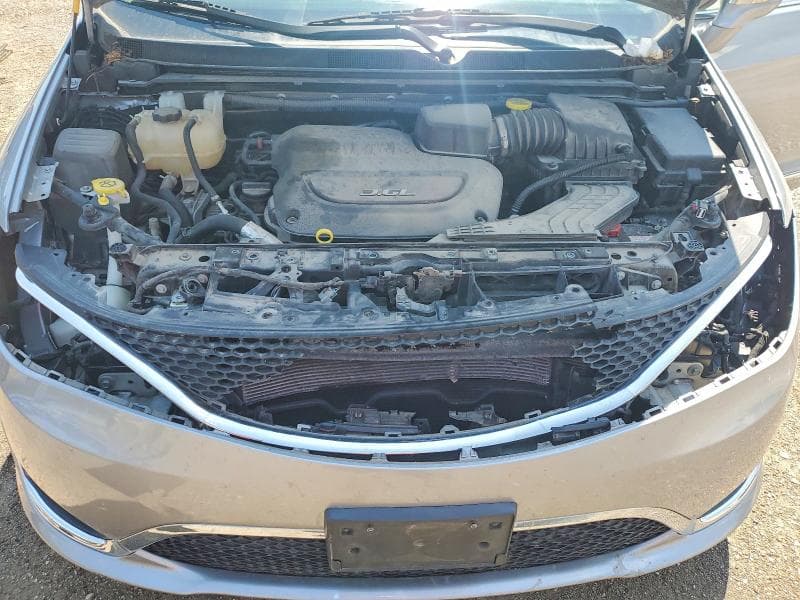 2017 CHRYSLER PACIFICA LIMITED LIMITED 12
