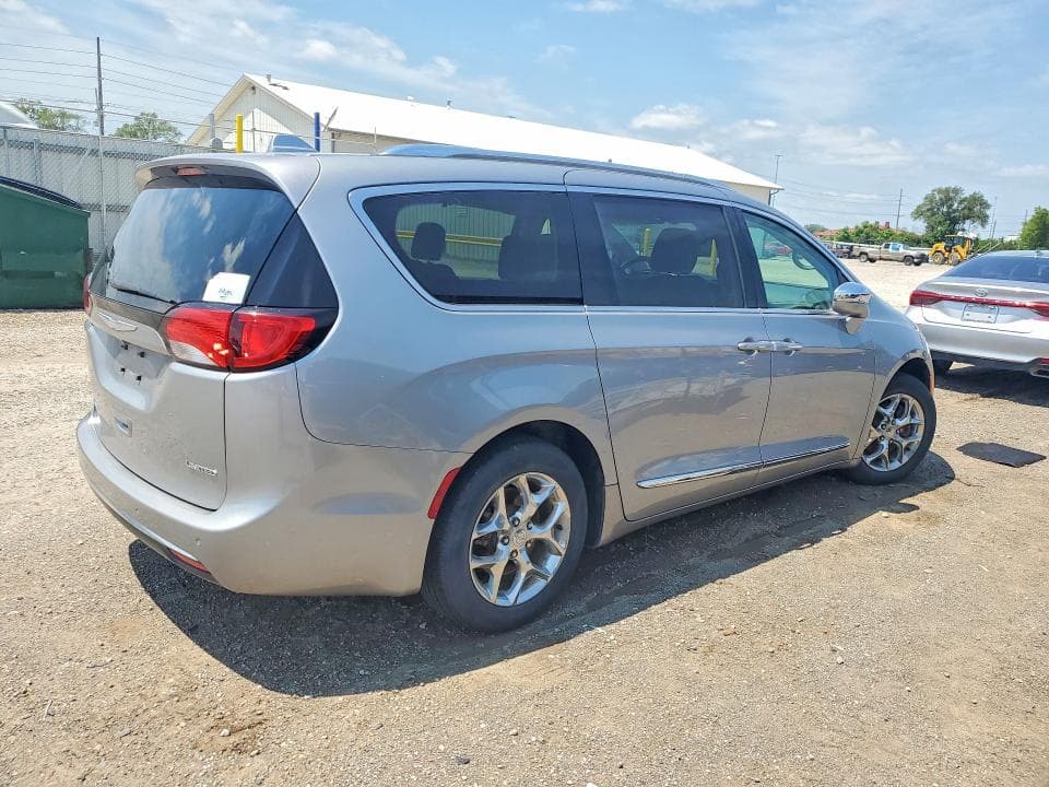 2017 CHRYSLER PACIFICA LIMITED LIMITED 3