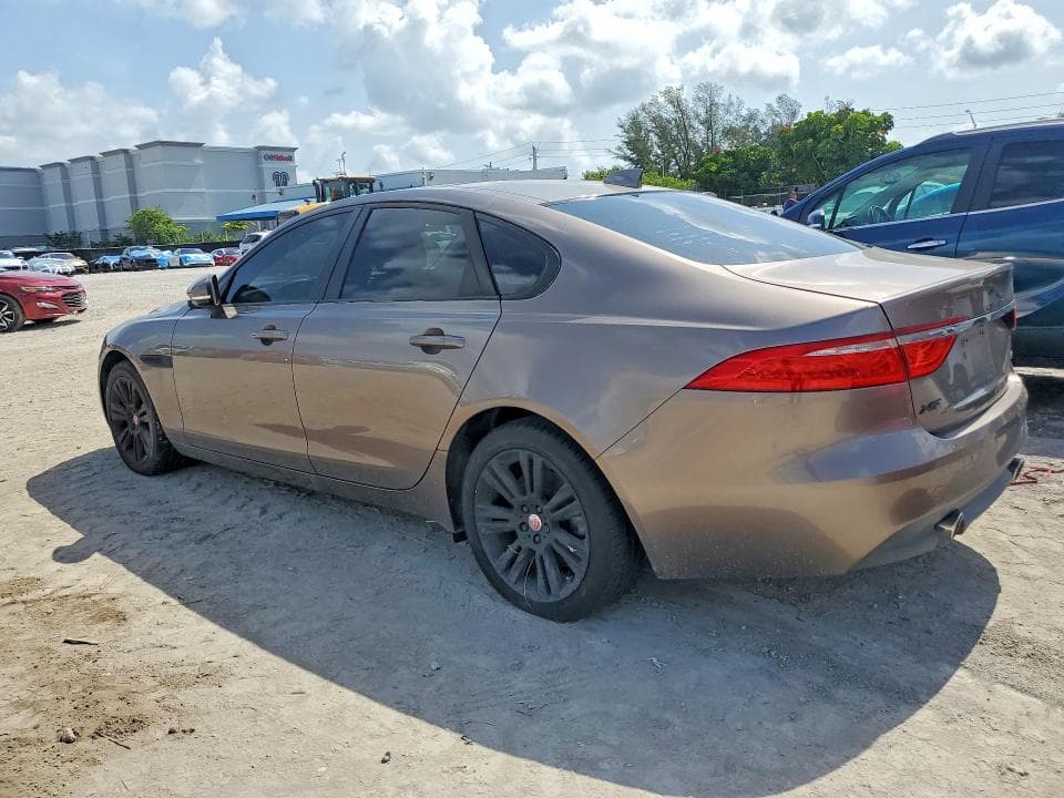 2017 JAGUAR XF PREMIUM PREMIUM 2