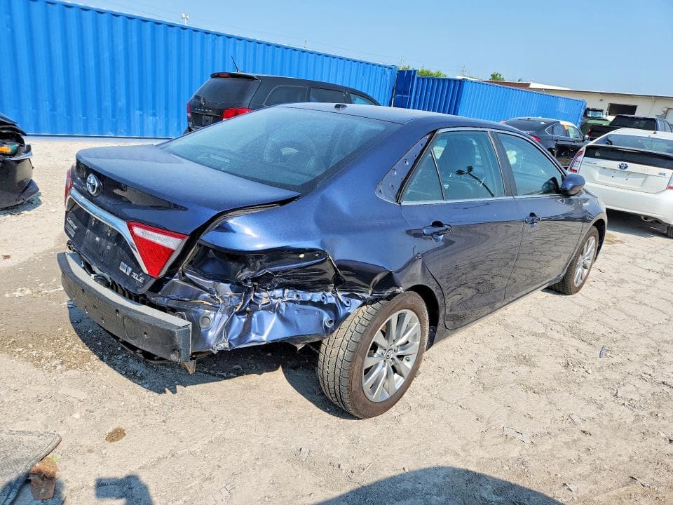 2017 TOYOTA CAMRY HYBRID XLE 3