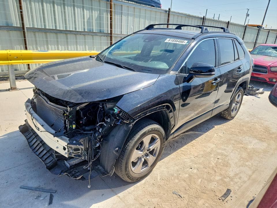 2024 TOYOTA RAV4 XLE - 1