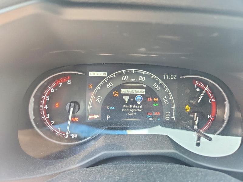 2024 TOYOTA RAV4 XLE 9