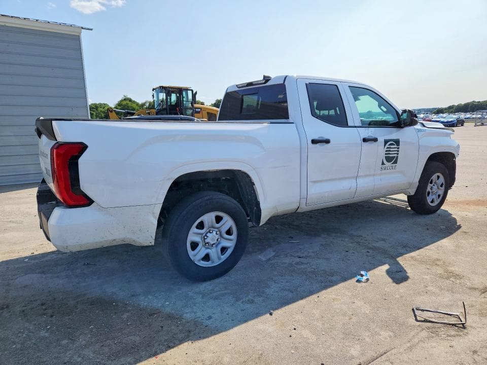 2025 TOYOTA TUNDRA SR 3