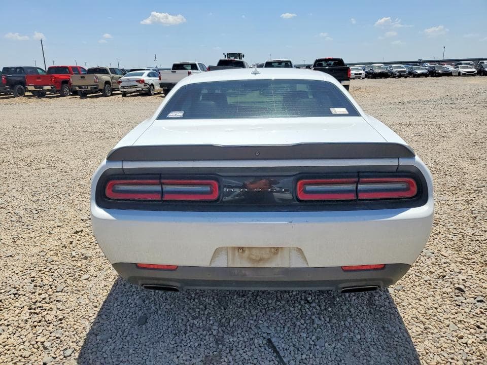 2018 DODGE CHALLENGER SXT 6