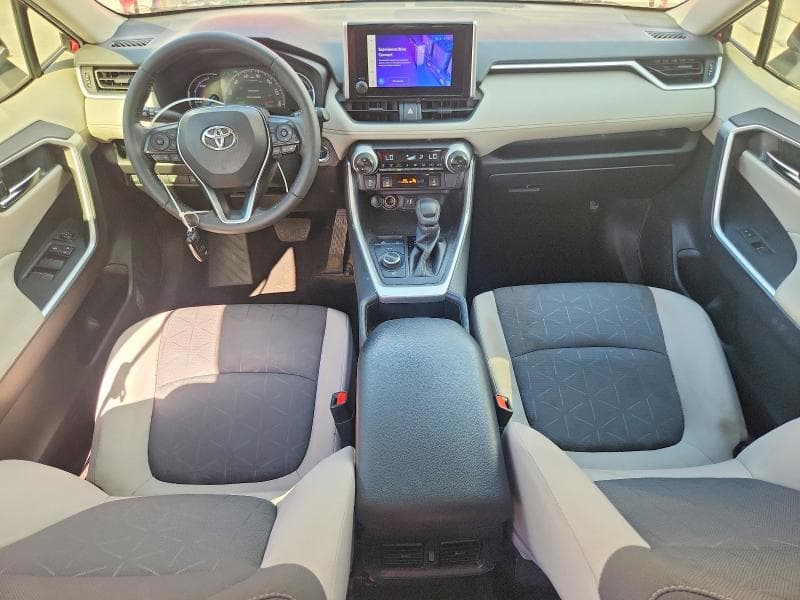 2023 TOYOTA RAV4 HYBRID XLE 8