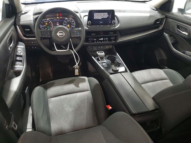 2024 NISSAN ROGUE SV 8