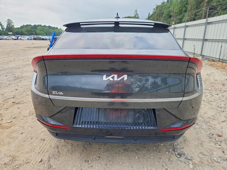 2023 KIA EV6 WIND 6
