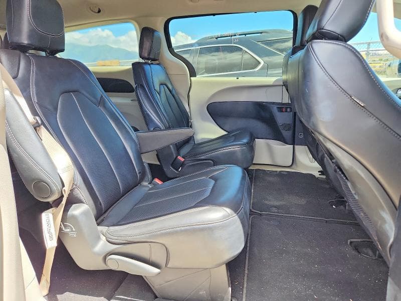 2024 CHRYSLER PACIFICA TOURING L 11