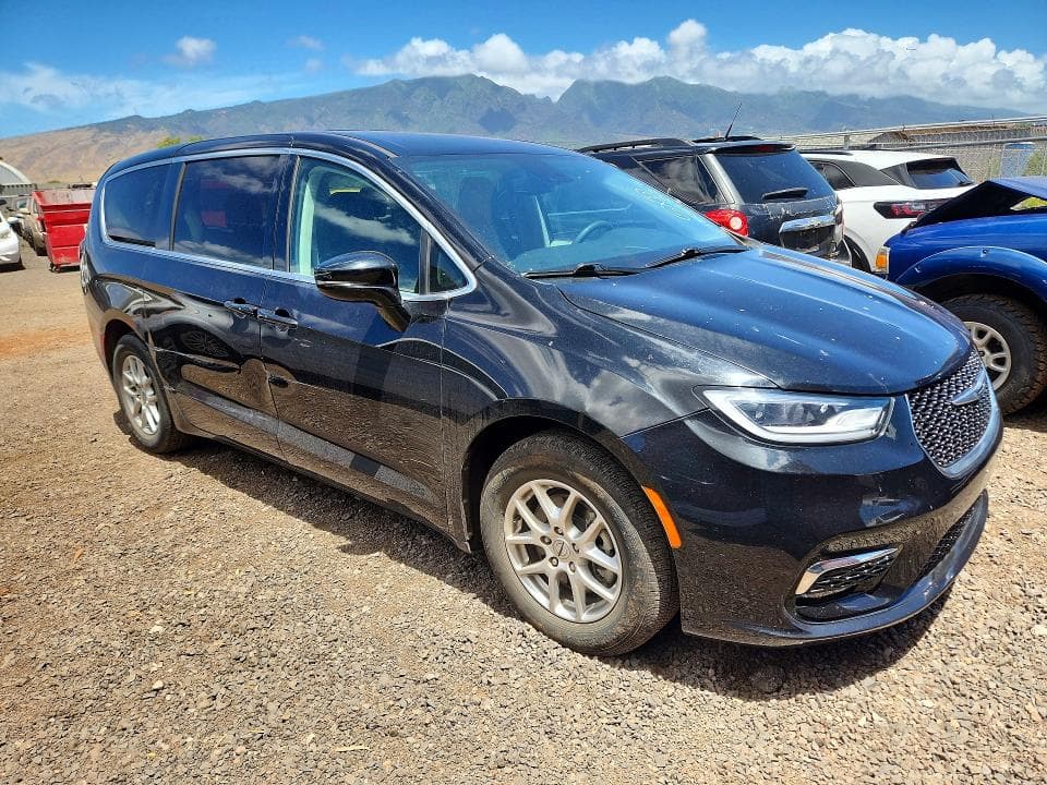 2024 CHRYSLER PACIFICA TOURING L 4