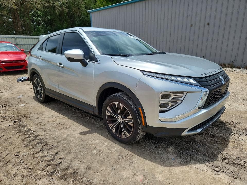 2022 MITSUBISHI ECLIPSE CROSS SE 4