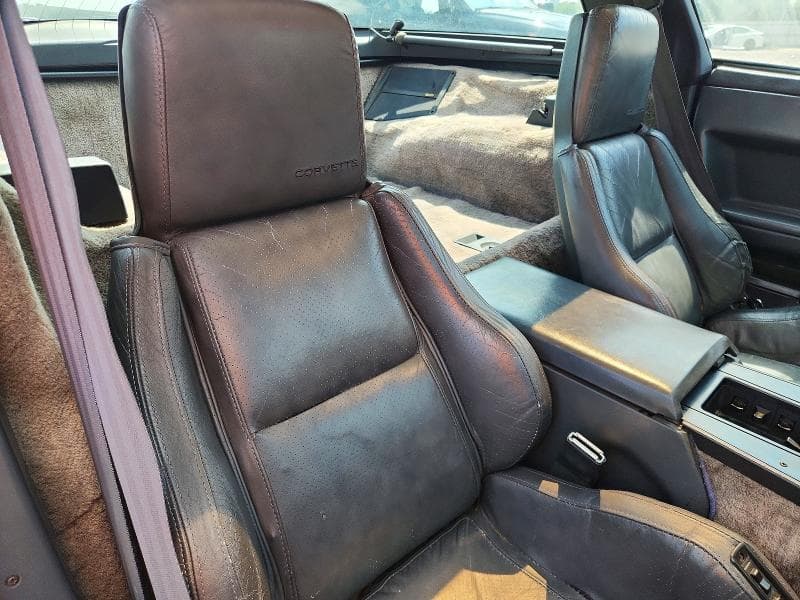 1986 CHEVROLET CORVETTE 10