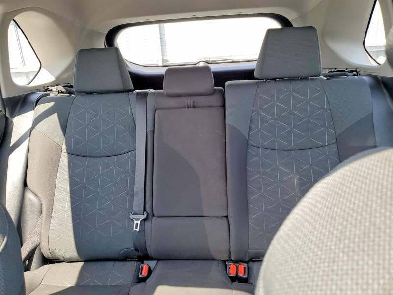 2024 TOYOTA RAV4 XLE 10