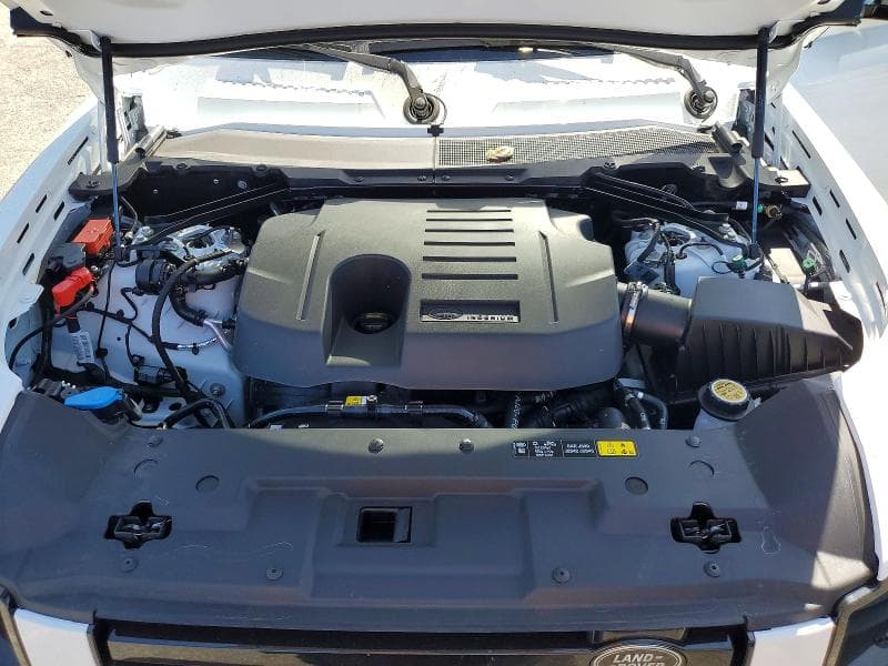2026 LAND ROVER DEFENDER 12