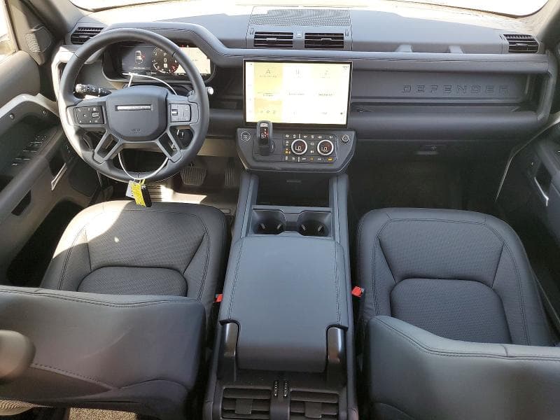 2026 LAND ROVER DEFENDER 8