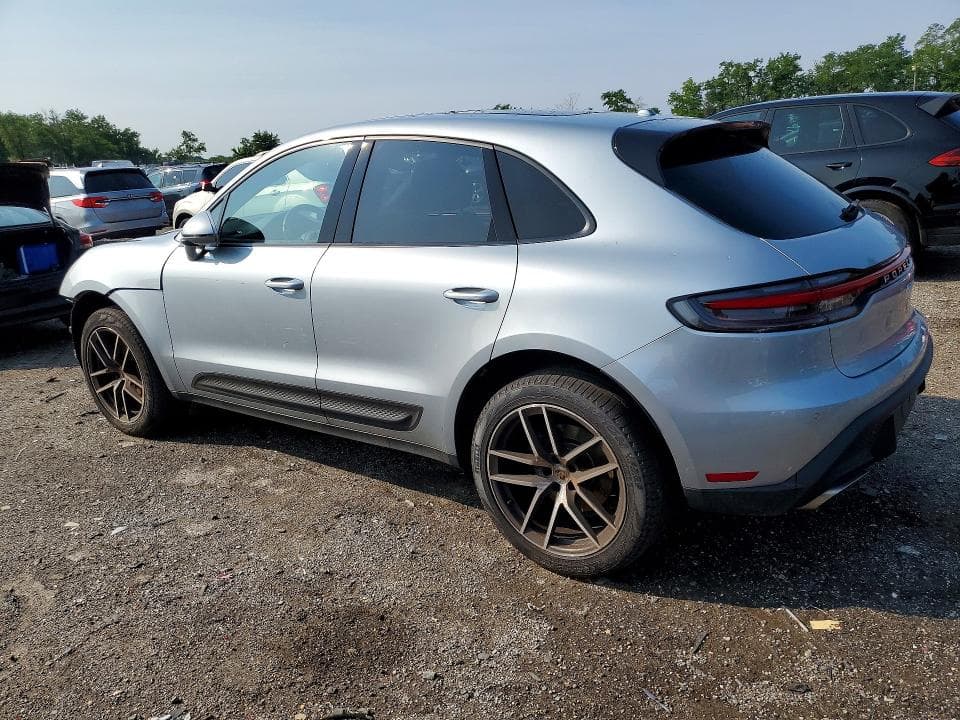 2023 PORSCHE MACAN BASE 2