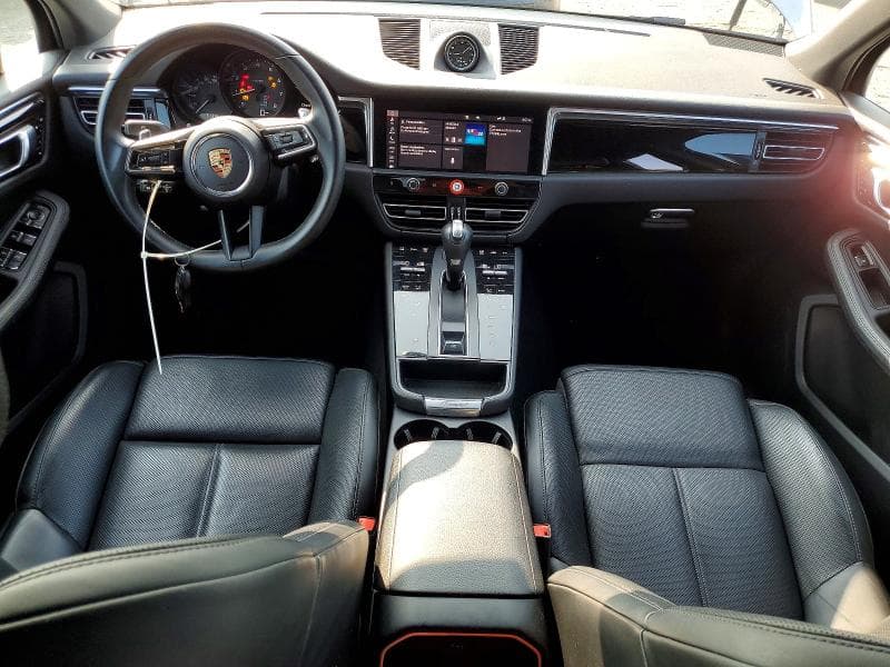 2023 PORSCHE MACAN BASE 8
