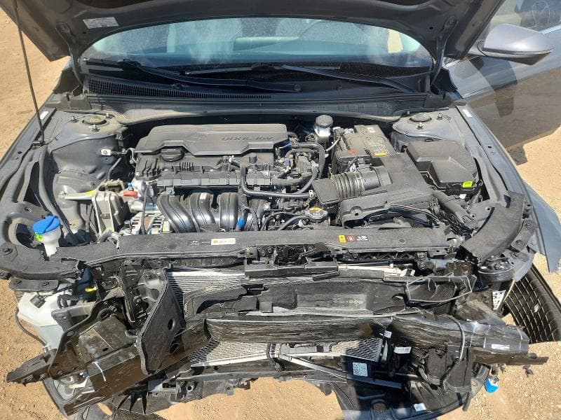 2024 HYUNDAI ELANTRA LIMITED 11