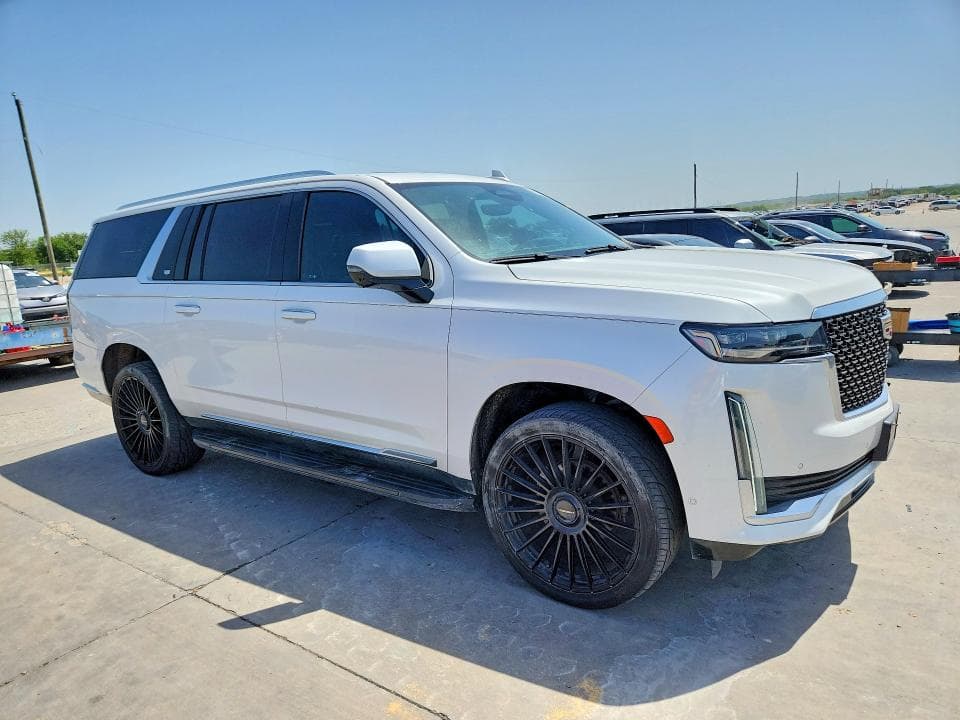 2021 CADILLAC ESCALADE ESV PREMIUM LUXURY 4