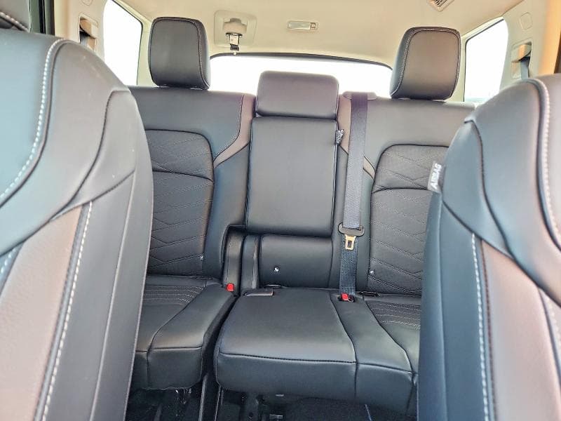 2025 NISSAN PATHFINDER PLATINUM 10