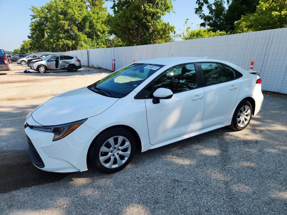 2024 TOYOTA COROLLA LE - 1