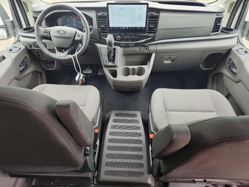 2026 FORD TRANSIT T-350 8