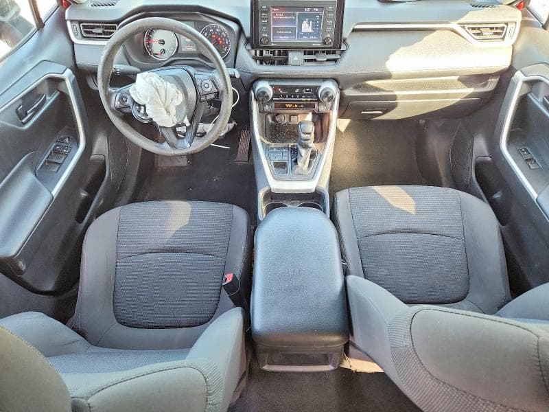 2021 TOYOTA RAV4 LE 8