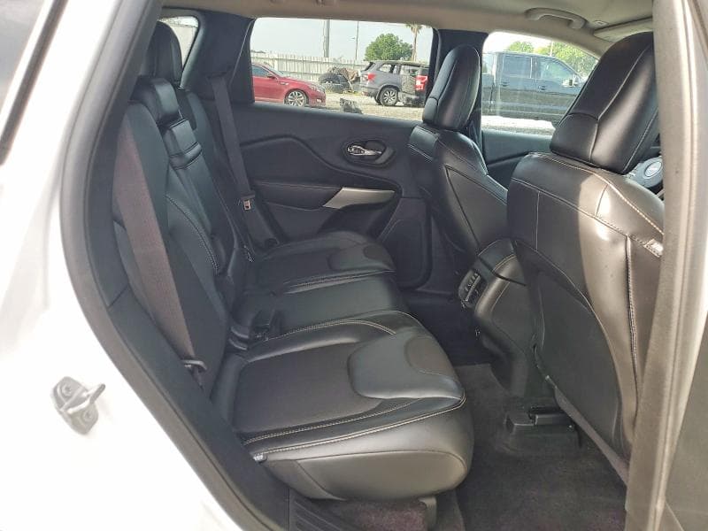 2018 JEEP CHEROKEE LATITUDE PLUS 11