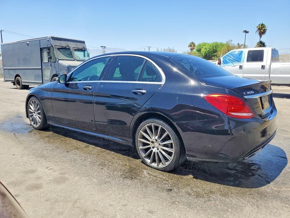 2017 MERCEDES-BENZ C 300 2