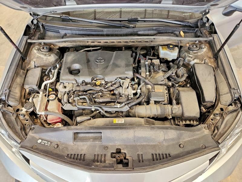 2018 TOYOTA CAMRY LE 11