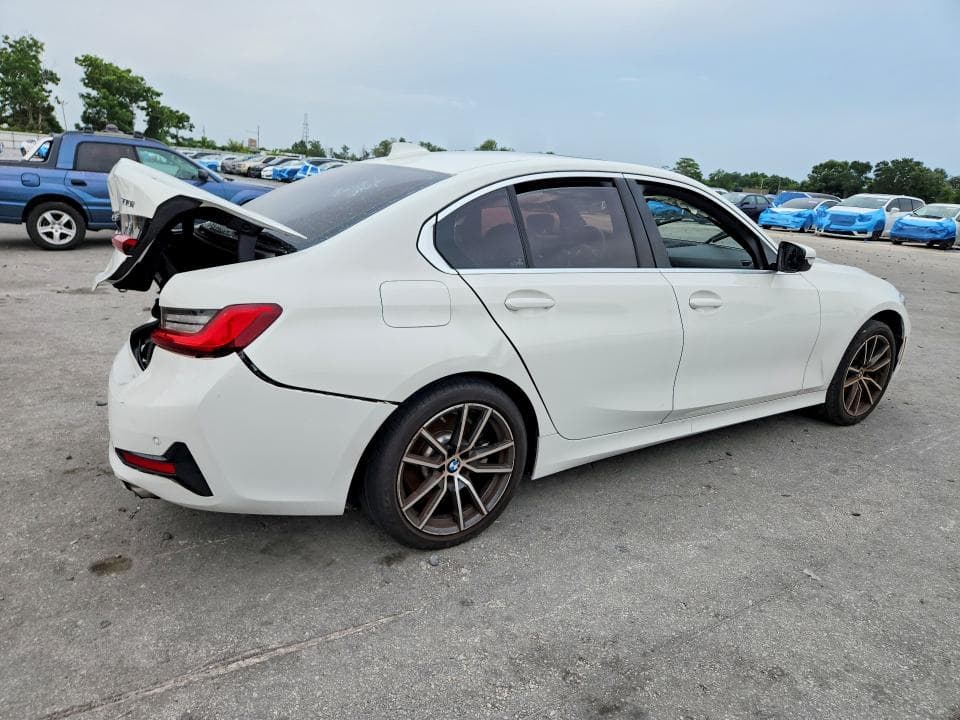 2019 BMW 330I 3