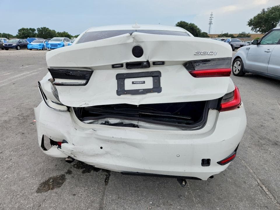 2019 BMW 330I 6